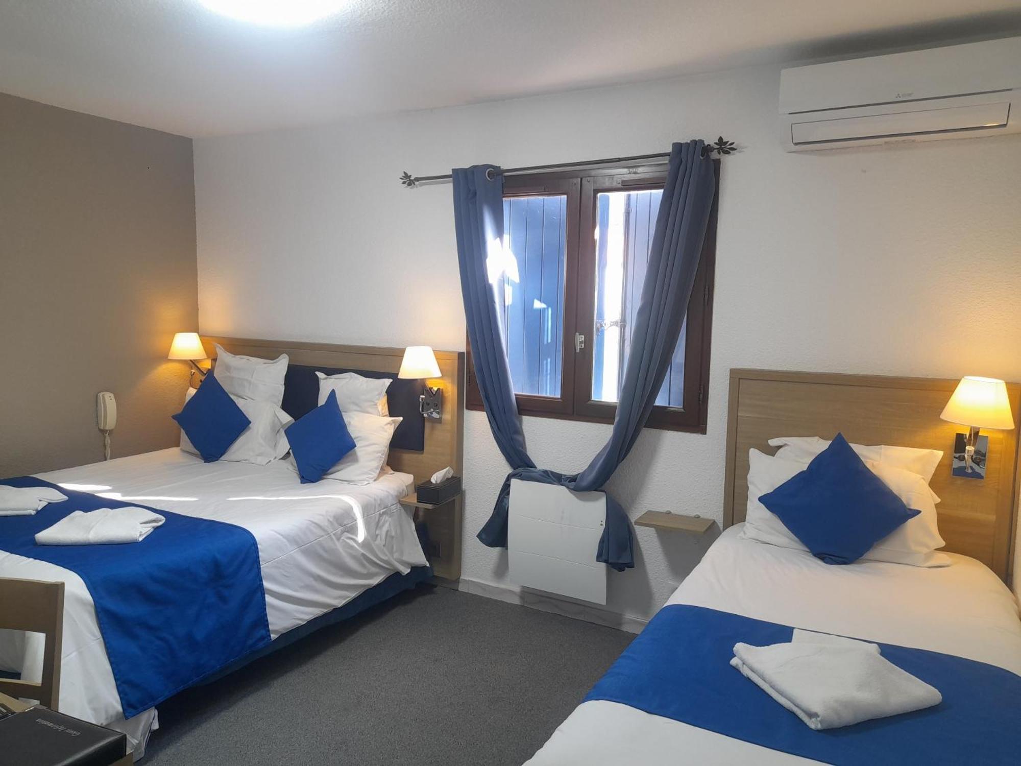 Hôtel Les Alizés Puget-Théniers Quarto foto